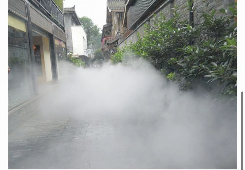 人工造雾