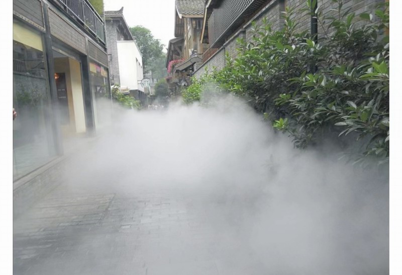 人工造雾
